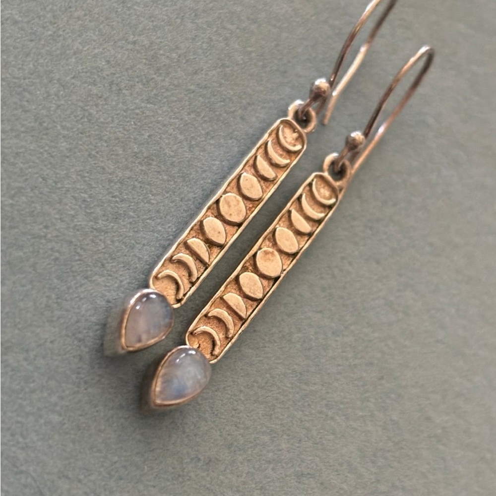 Elegant Gold Moon Phase Earrings